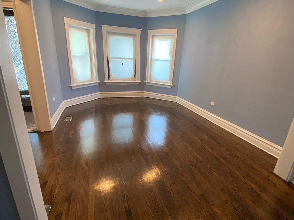 1st image of 5941 W Superior St #1