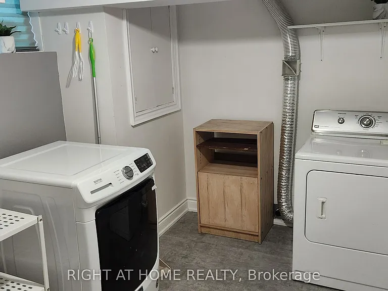 99 Hurley Rd — Photo 8