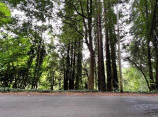 21700 Moscow Rd, Monte Rio, CA 95462