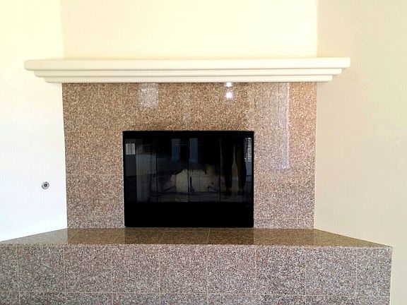 4th image of 72194 Sunnyvale Dr