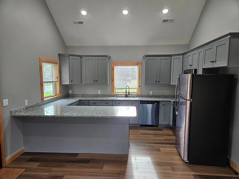 23 Steele Dr #23 — Photo 5