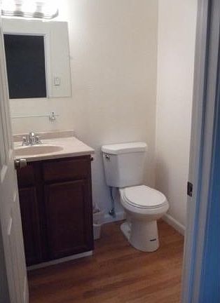 5th image of 14010 NE 42nd St