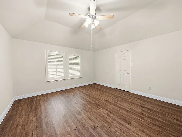 6305 Hilltop Dr — Photo 15