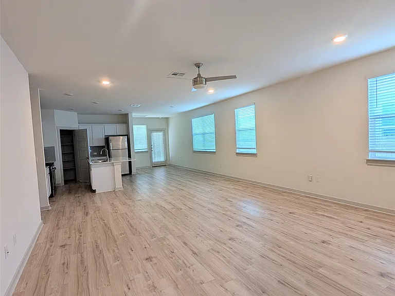261 Centuryplant Rd — Photo 2