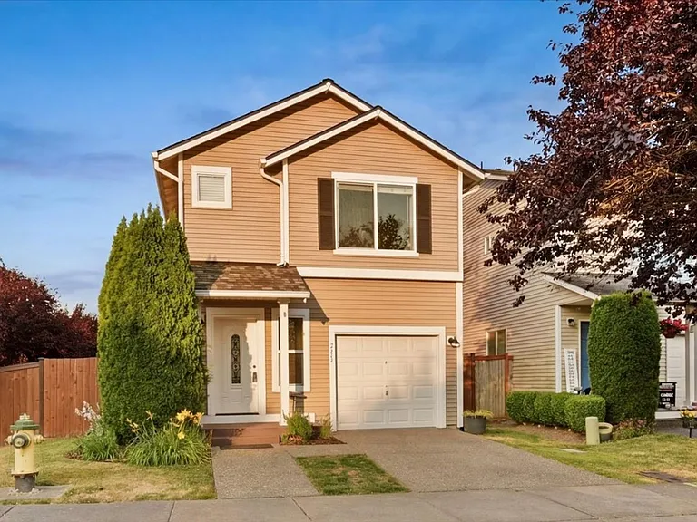 2405 104th Ave SE — Photo 1