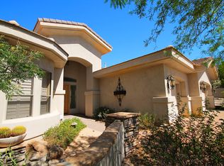 416 E Desert Wind Dr, Phoenix, AZ 85048