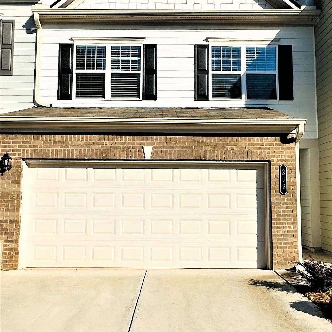 212 Centennial Cir — Photo 3
