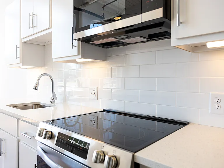 Overton Lofts — Photo 81