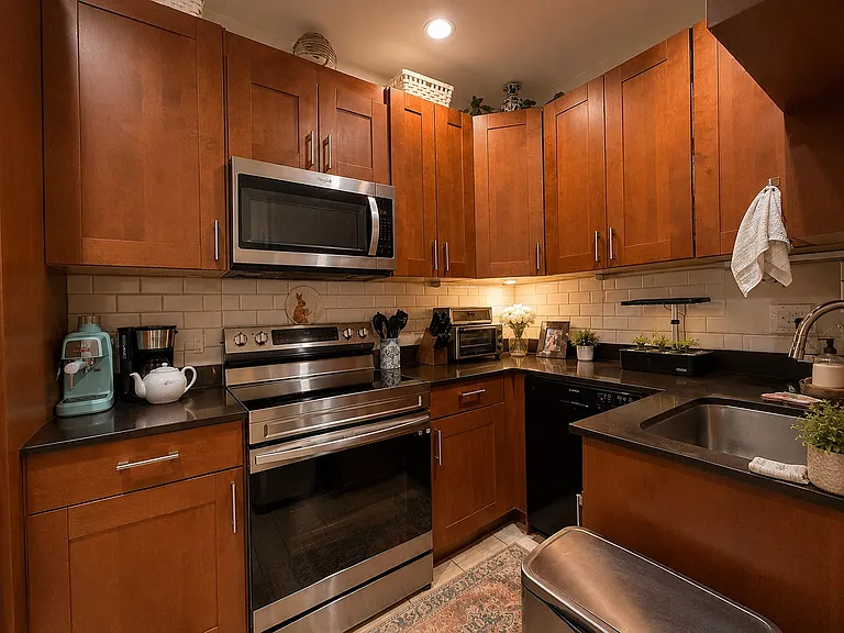 374 Chestnut Hill Ave #1 — Photo 8