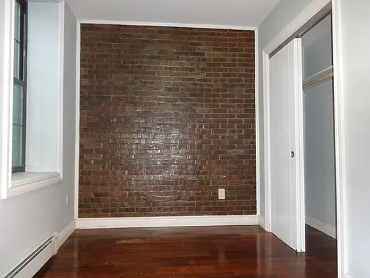 Rented by Blue Egg Realty Corp | media 35