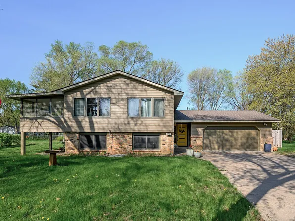 1741 Winnebago St, Big Lake, MN 55309