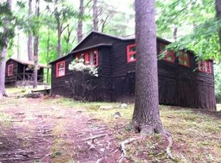 37 Spring St, Pelham, NH 03076