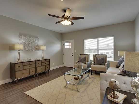 4th image of 4978 Fm 902 APT 301