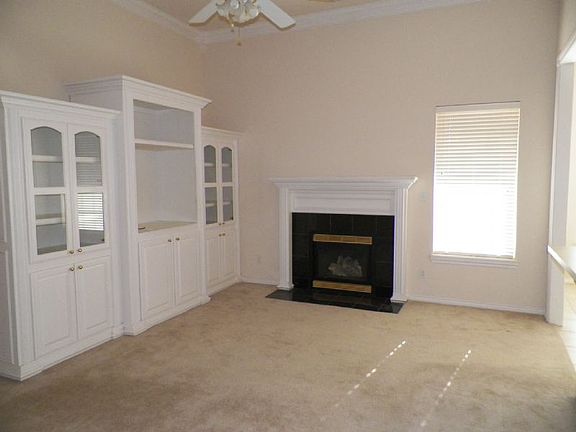5th image of 303 NW 76th St