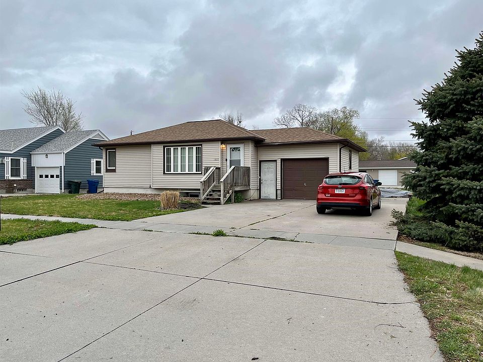 1st image of 1805-1807 9th Ave
