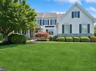 27 Sibelius Dr, Newtown, PA 18940