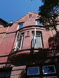 Rented by Perry Associates NYC Inc