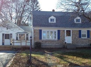 1 Johnson Ln, Oxford, MA 01540