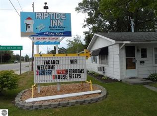 1110 E Bay St, East Tawas, MI 48730