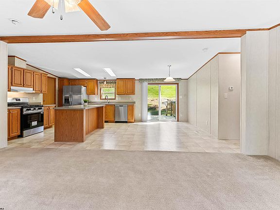 5th image of 505 Beaumont Dr
