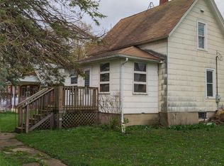 406 S Eastman St, Harvard, IL 60033