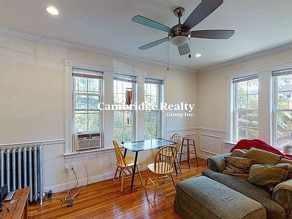 2nd image of 15 Glenville Ave APT 5T