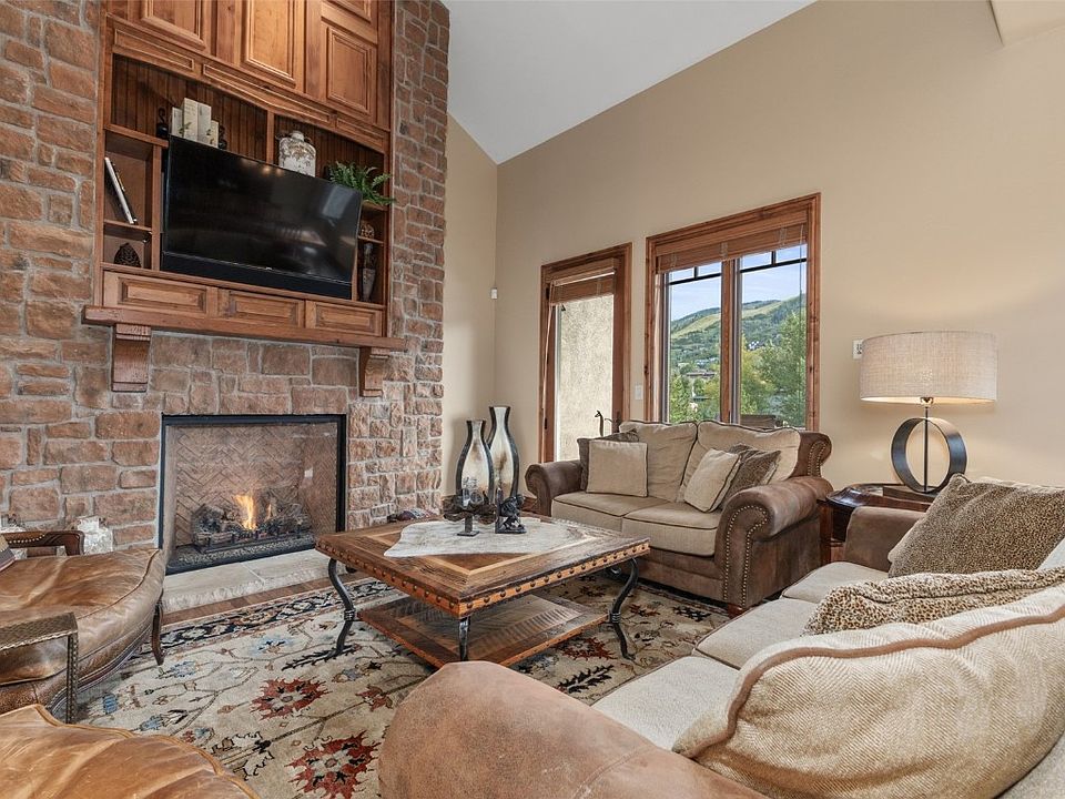 1st image of 1555 Eagle Glen Drive