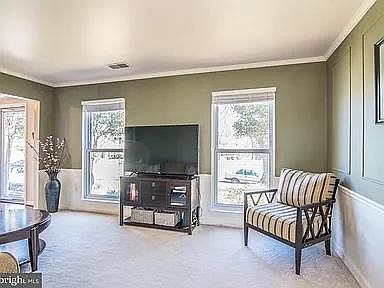2nd image of 807 Mosby Hollow Dr