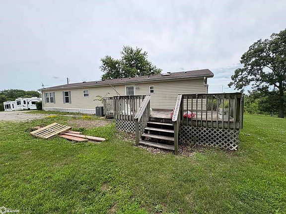 4th image of 221 Van Dyke St