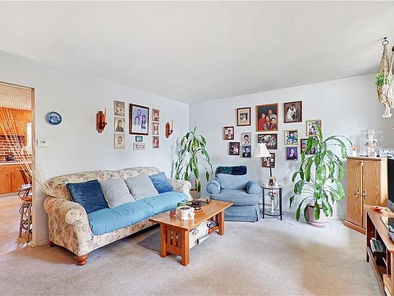 5th image of 168 Oakland Ave
