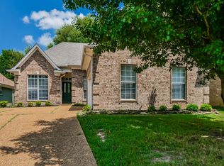 196 Fairway Trace Dr, Hernando, MS 38632