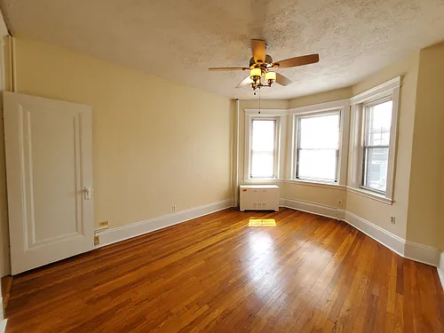 Floor plan 1BR-14