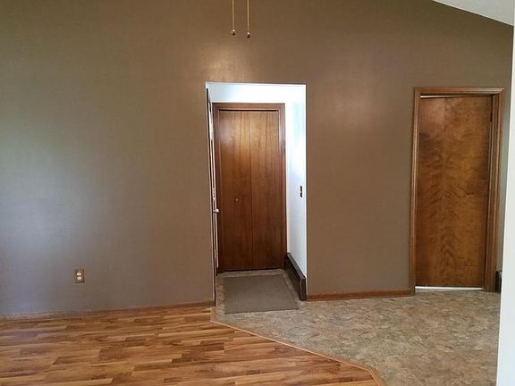 5th image of 12161 Sarabeck Ln