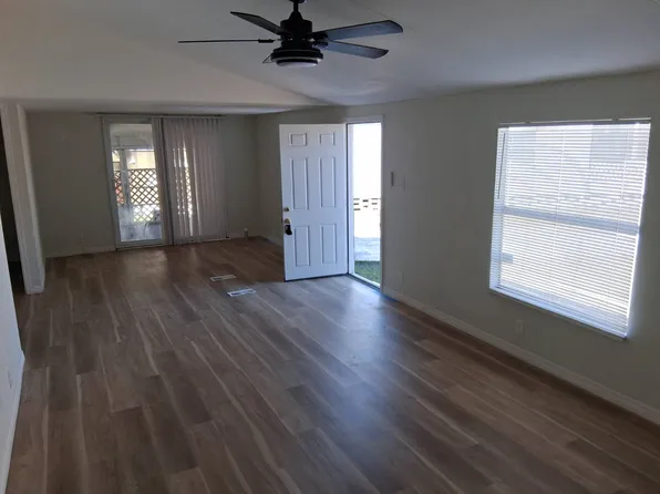 8721 Barcin Cir, Riverview, FL 33578