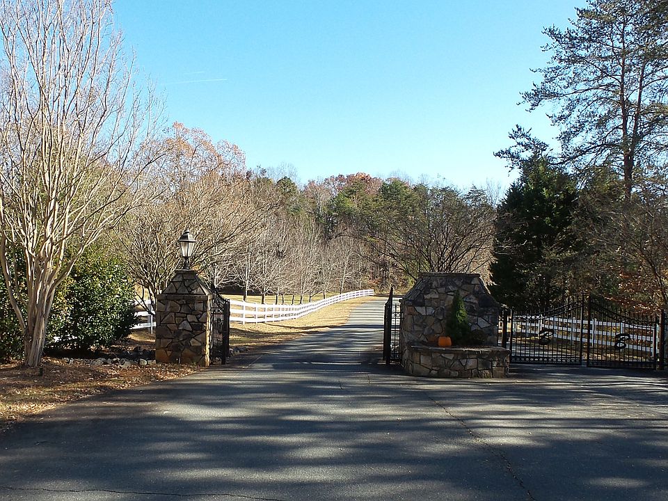 1st image of 545 Belmeade Way Trl