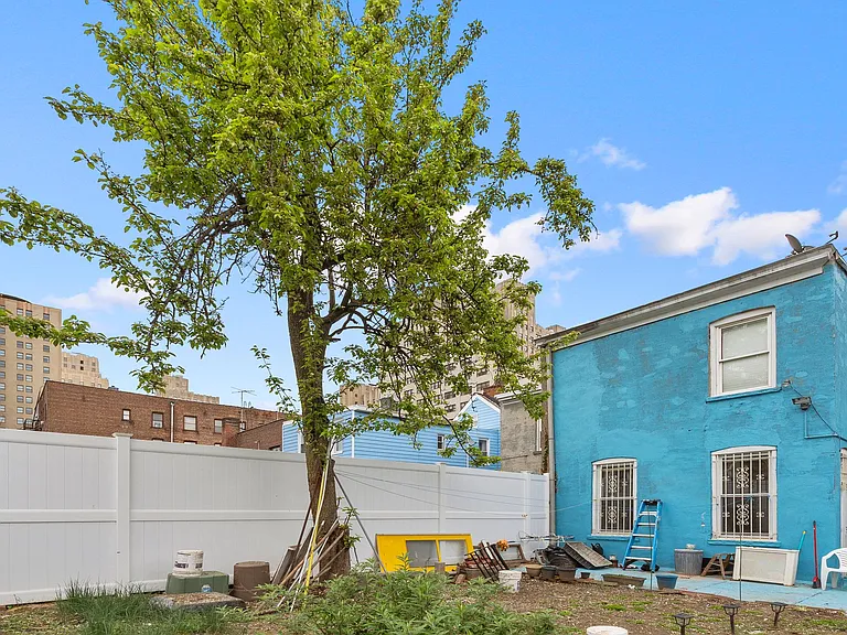 87 Clifton Pl — Photo 41