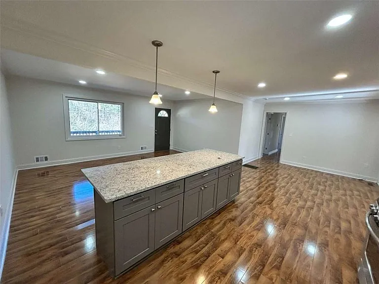 4642 Elmhurst Dr — Photo 33
