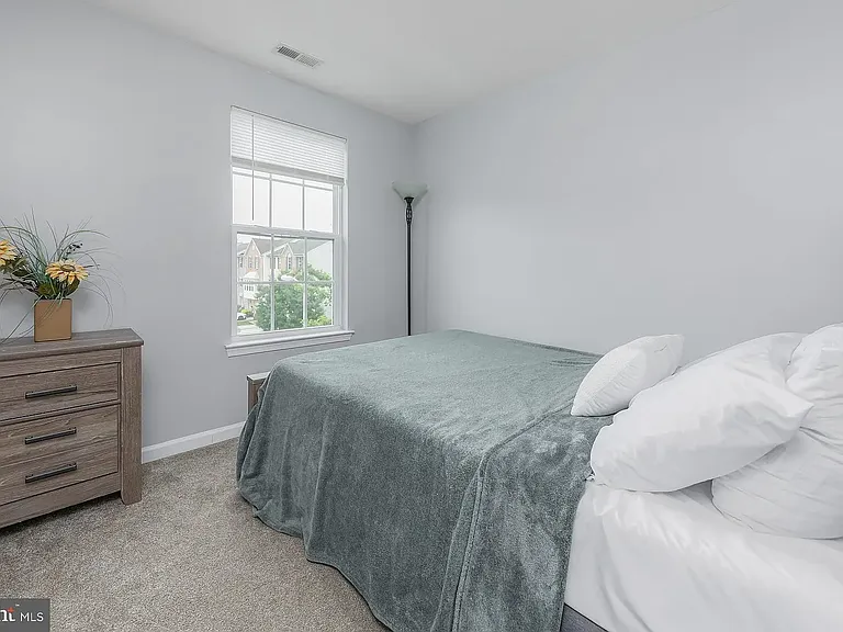 372 Concetta Dr — Photo 12