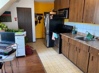 541 Langevin St #5, Winnipeg, MB R2H2V9