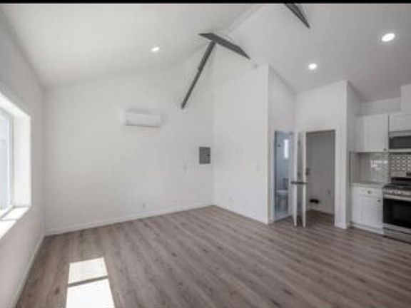 2nd image of 12619 Keswick St #1