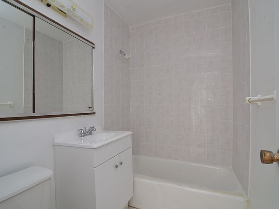 5th image of 2500 Johnson Ave APT 18A