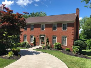 511 Hollydale Dr, Pittsburgh, PA 15241