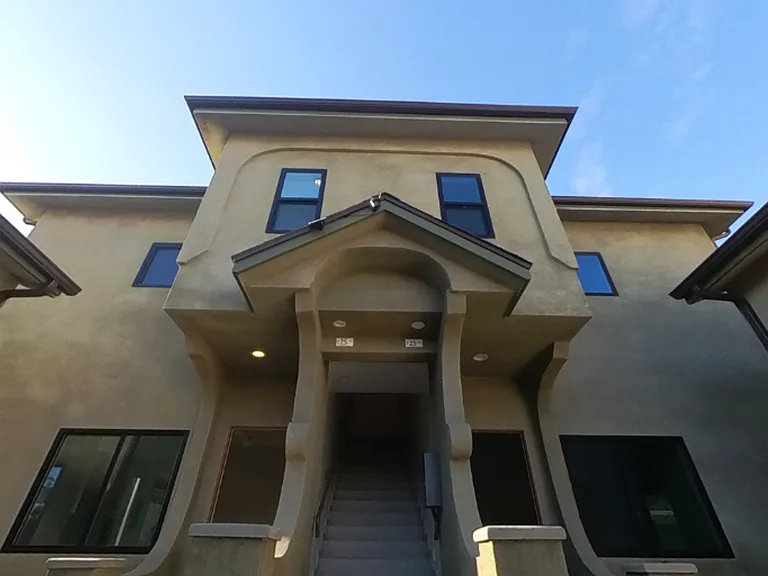 123 S Avenue 63 — Photo 35