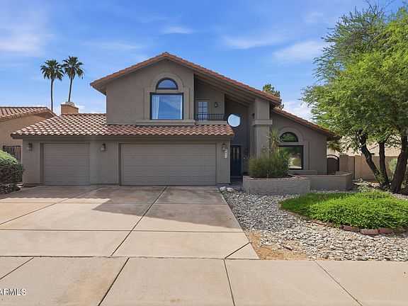 2nd image of 4029 E CHOLLA CANYON Drive