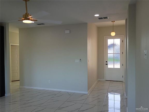 5th image of 409 N Leon Ave
