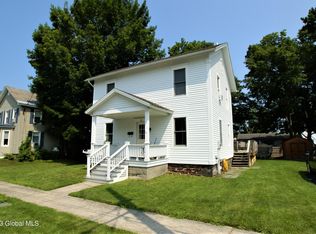 5 Bulkley Ave, Granville, NY 12832