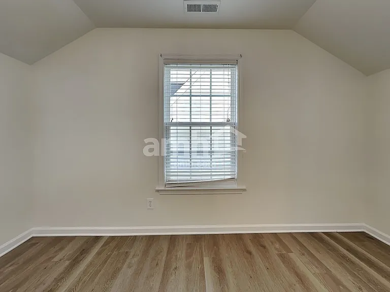 85 Tuscarora Ln — Photo 13