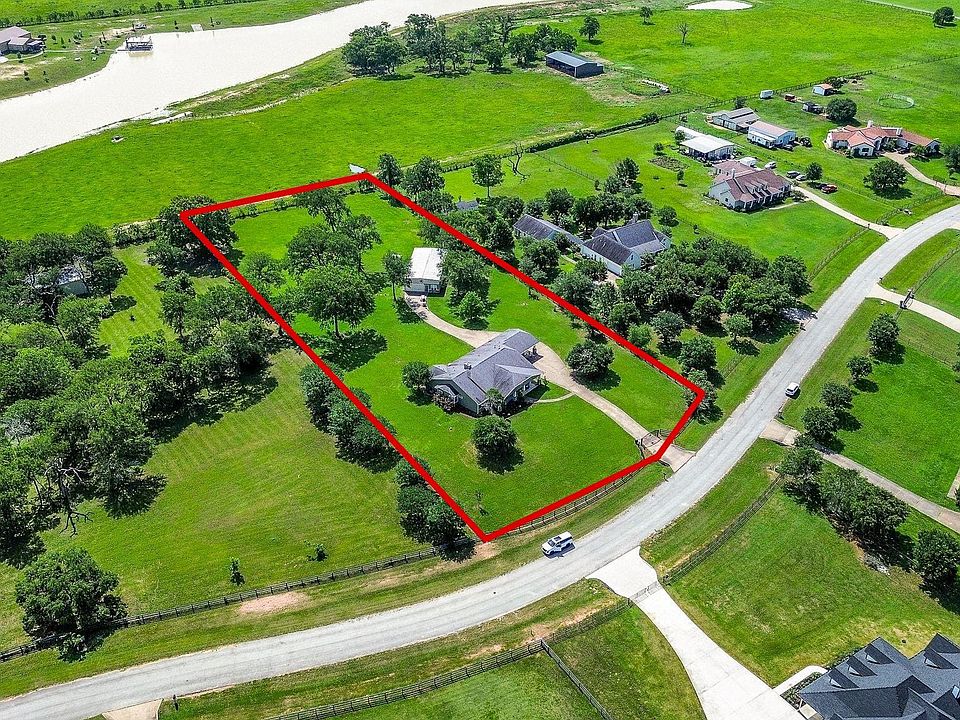1st image of 27644 Spring Hill Rd