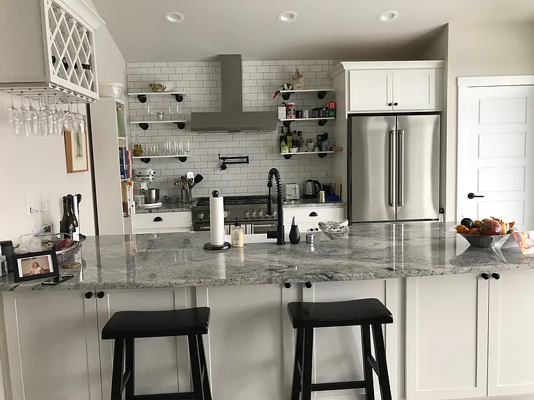 16 Lucas Ln — Photo 5