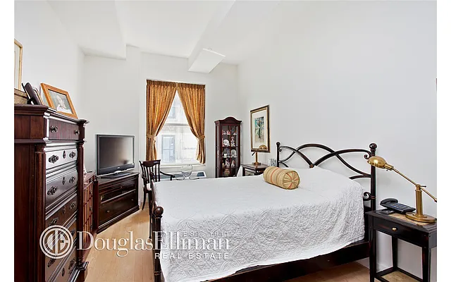 Sold by Douglas Elliman | media 3